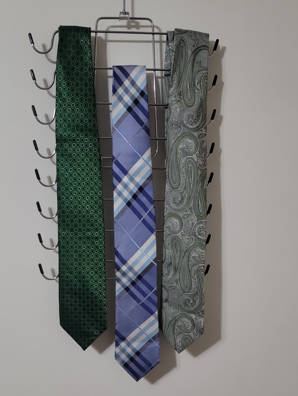 Geoffrey Beene Green and Blue Patterned Necktie Trio